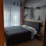 Hevenia Nr 8 *