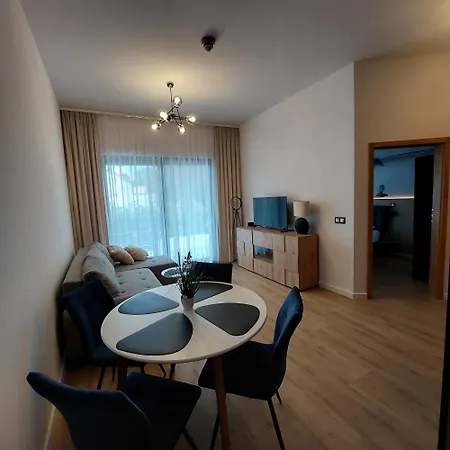 Hevenia Nr 8 *